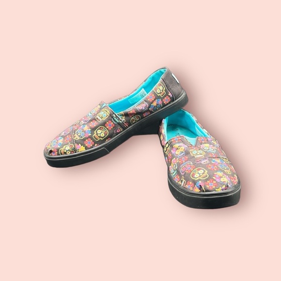 7.5 DIA De Los Muertos Toms preowned good condition and Jansport backpack lot - Picture 6 of 16